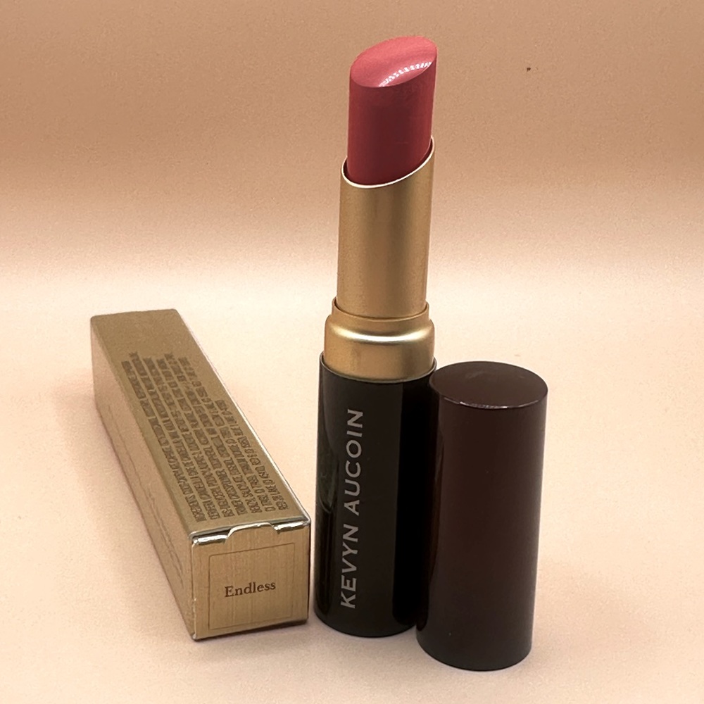 Kevyn Aucoin Luxury Lipstick in Endless